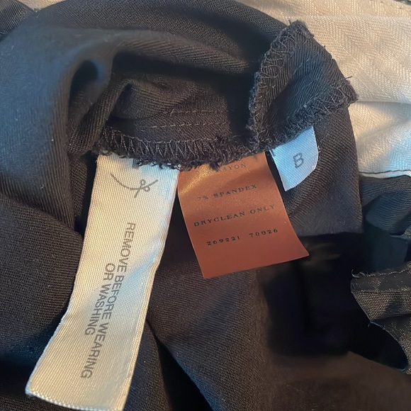 Ann Taylor - size 2 - black dress pants - lightweight rayon and spandex - Picture 12 of 13